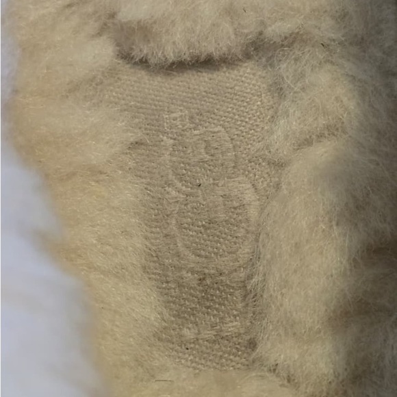 UGG Kids Tan Slippers with Sparkle Accents - Picture 15 of 15